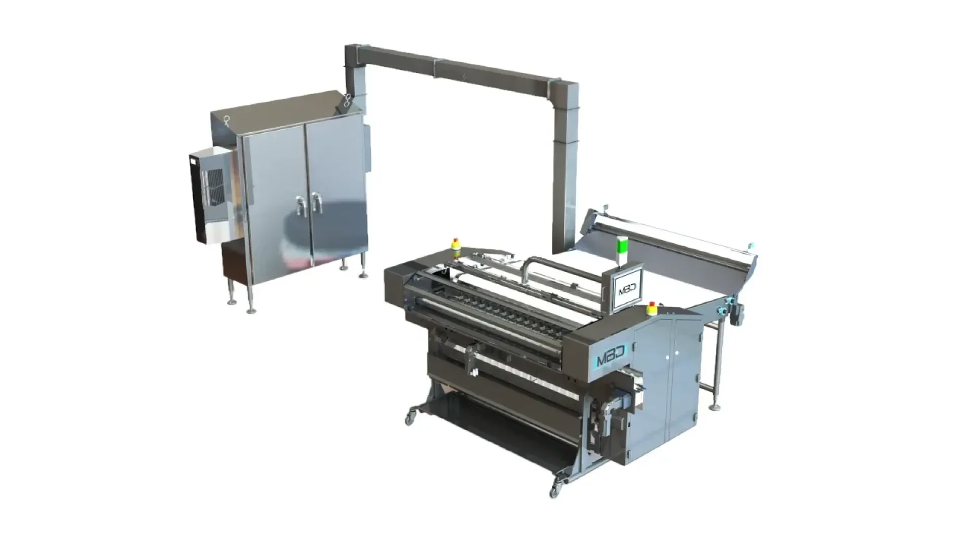 Industrielle Lebensmittelverarbeitungsmaschine mit einer großen Metallkammer, Förderbändern, Schalttafel und Überkopfverrohrung, alles auf Rädern, isoliert auf weißem Hintergrund.