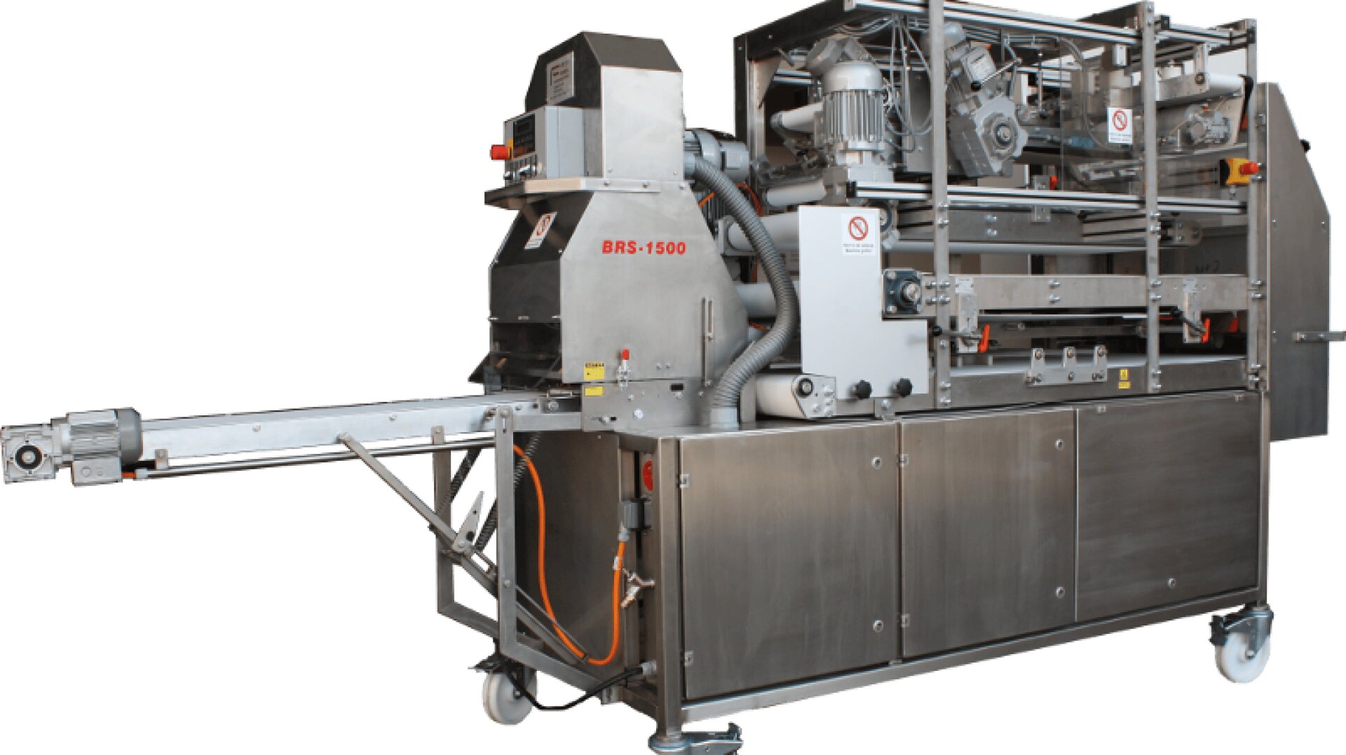 Eine große industrielle Lebensmittelverarbeitungsmaschine, hauptsächlich aus rostfreiem Stahl, mit verschiedenen Förderbändern, Motoren und Schalttafeln, mit der Bezeichnung BRS-1500, auf Rädern für Mobilität.