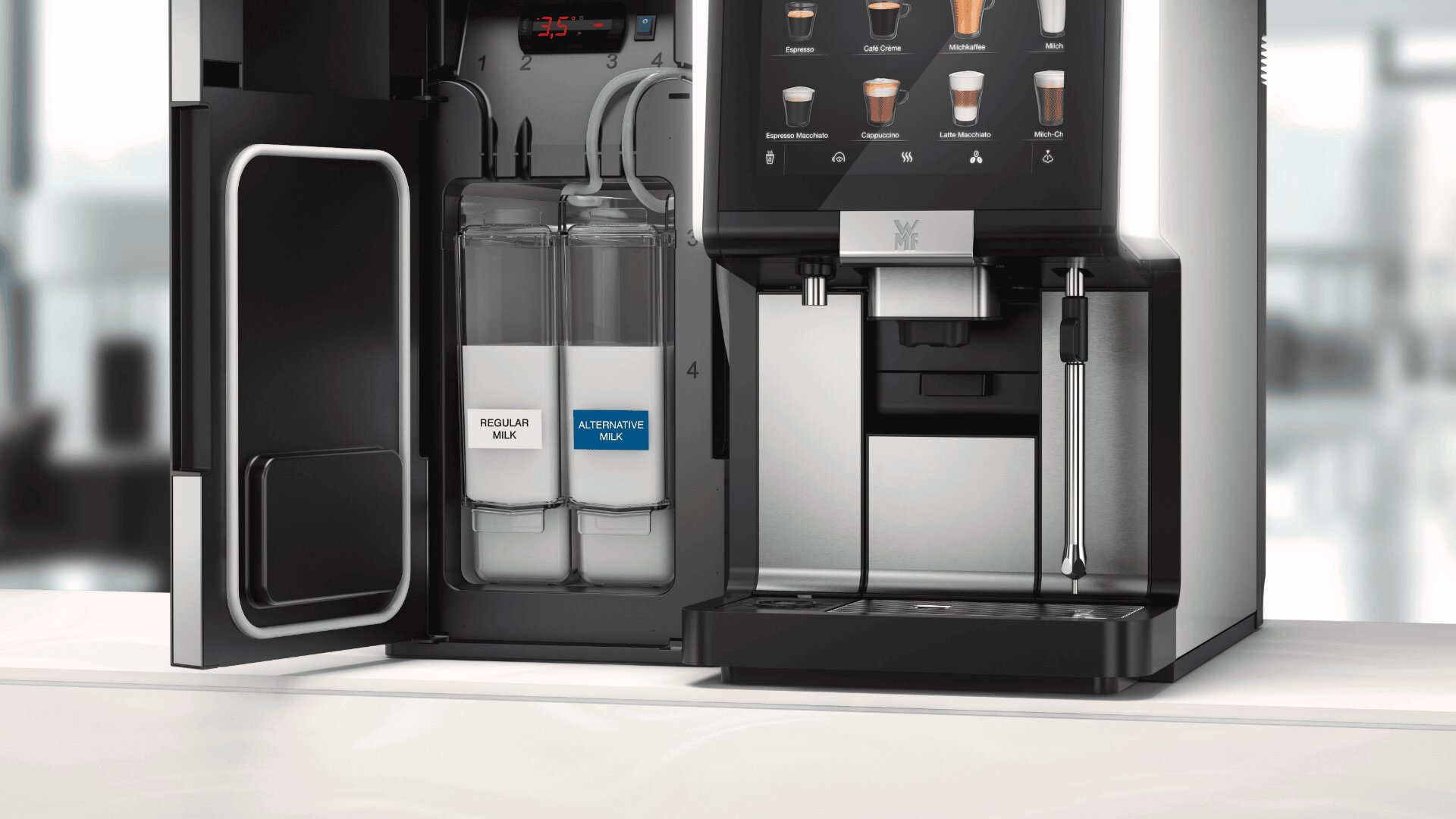 Eine moderne Kaffeemaschine mit geöffneter Tür. Im Inneren befinden sich zwei beschriftete Milchbehälter: einer für normale Milch und einer für Milchersatz. Das Touchscreen-Display darüber zeigt verschiedene Getränkeoptionen.