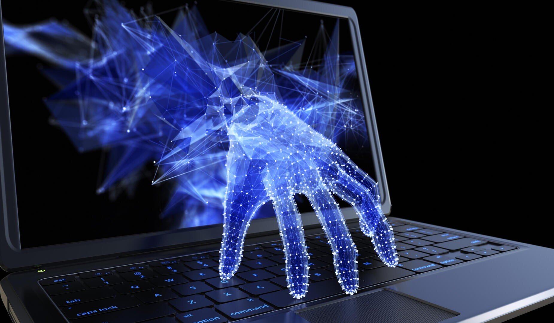 Eine leuchtende, digitale Hand aus blauen Punkten und Linien ragt aus einem Laptop-Bildschirm heraus und symbolisiert Cybersecurity-Bedrohungen oder Hackerangriffe.