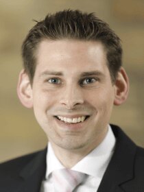 Henning Tau